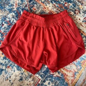 Lululemon tracker shorts 4” size 6